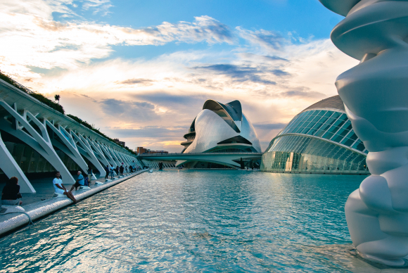 alberto-di-maria-auZk_zoFLaU-unsplash