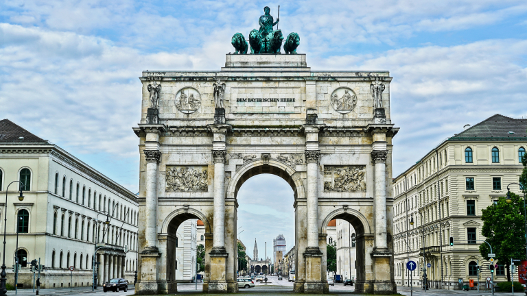 architecture-building-palace-monument-cityscape-downtown-720471-pxhere.com