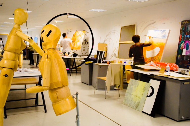 2-AF2081303_29067_20080520_MA_01