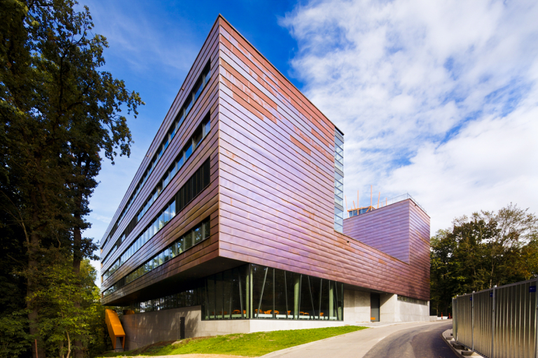 picture_4324_2.jpg-1920×450