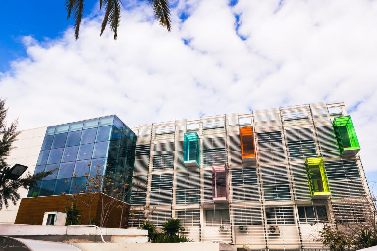 12945942565_ff6e96b2ec_k