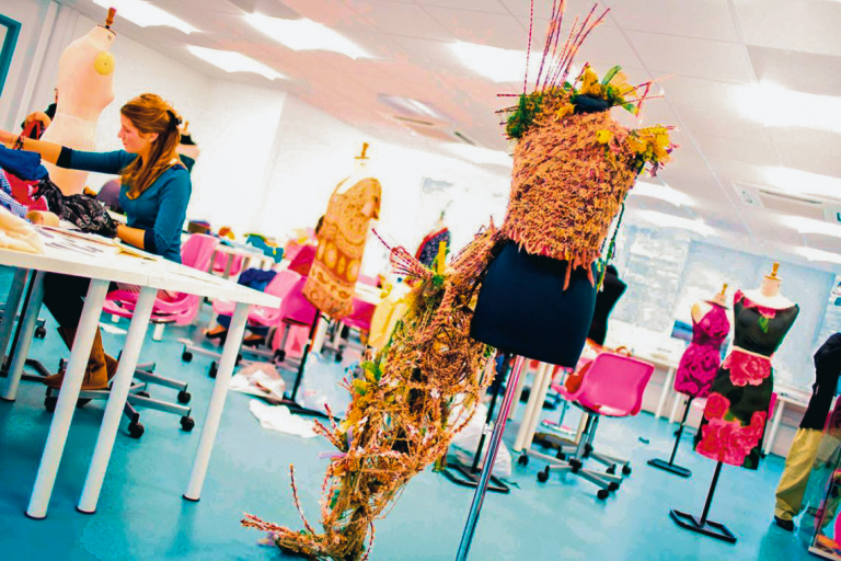 2-masterstudio-summer-sports-arts-cambridge-csvpa-cambridge-school-of-visual-performing-arts-003