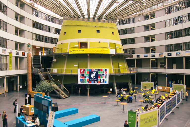 GUADEC_2010,_The_Hague_University_of_Applied_Sciences_(Haagse_Hogeschool)