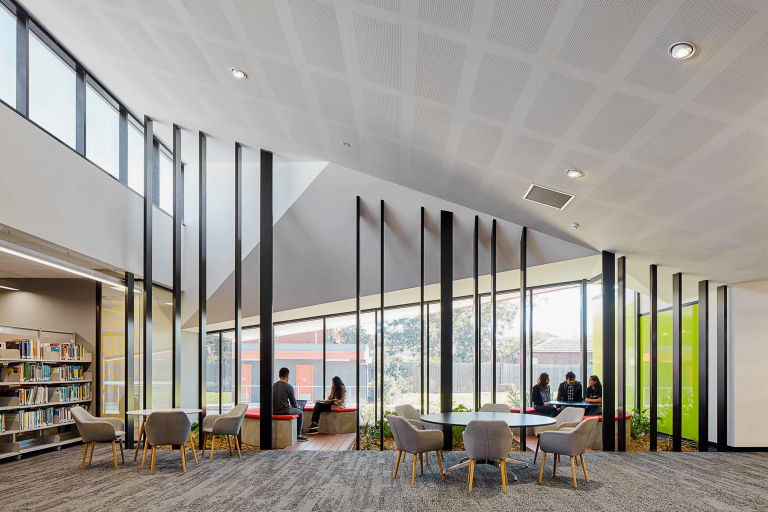 HOLMESGLEN STUDENT HUB AND LEARNING COMMONS_05