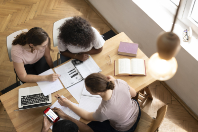 college-girls-studying-together